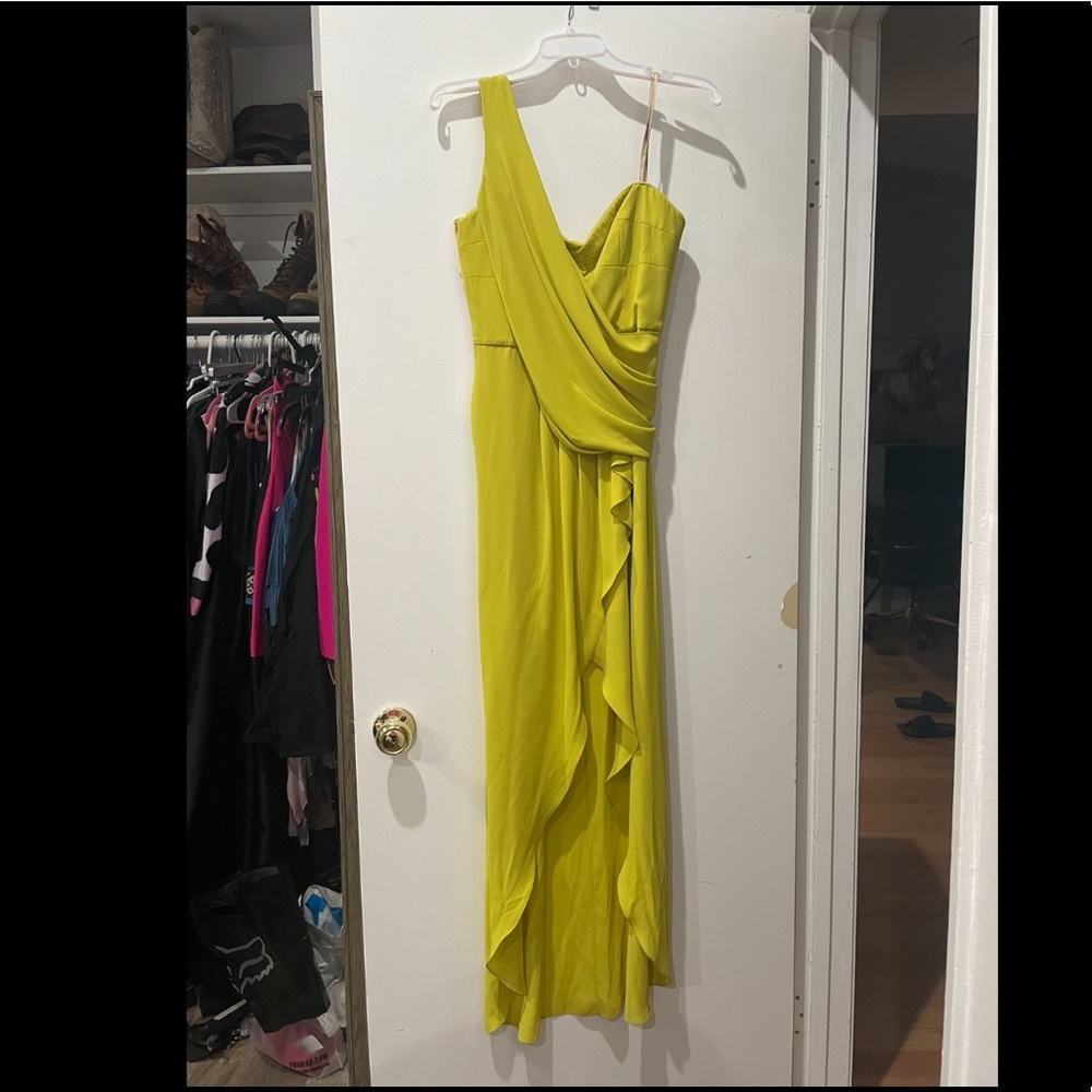 BCBG MAXAZRIA High-low yellow/green evening dress